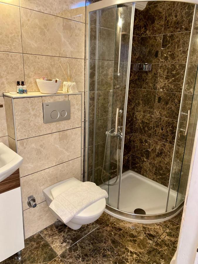Eda Hotel 伊丘美勒 外观 照片