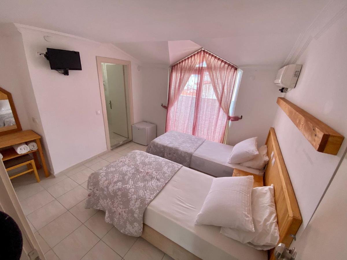 Eda Hotel 伊丘美勒 外观 照片