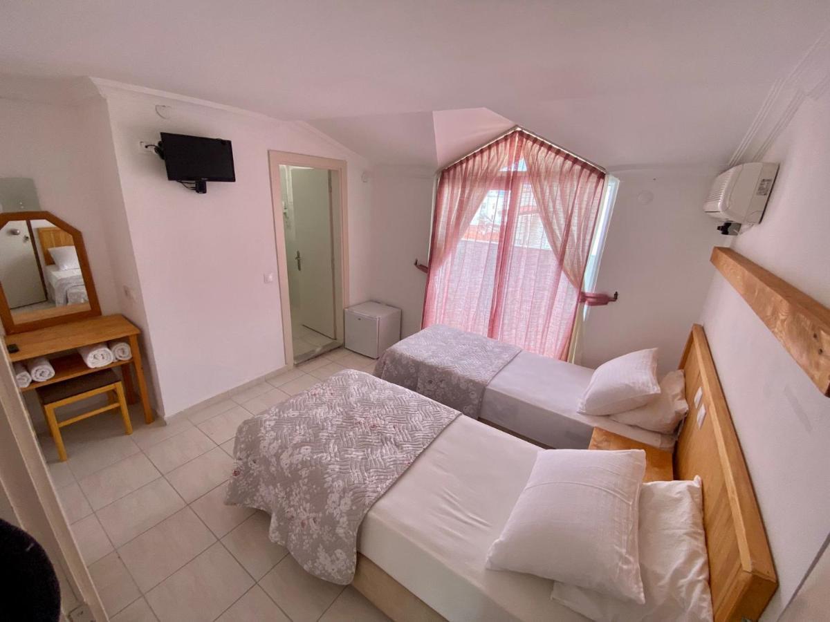 Eda Hotel 伊丘美勒 外观 照片